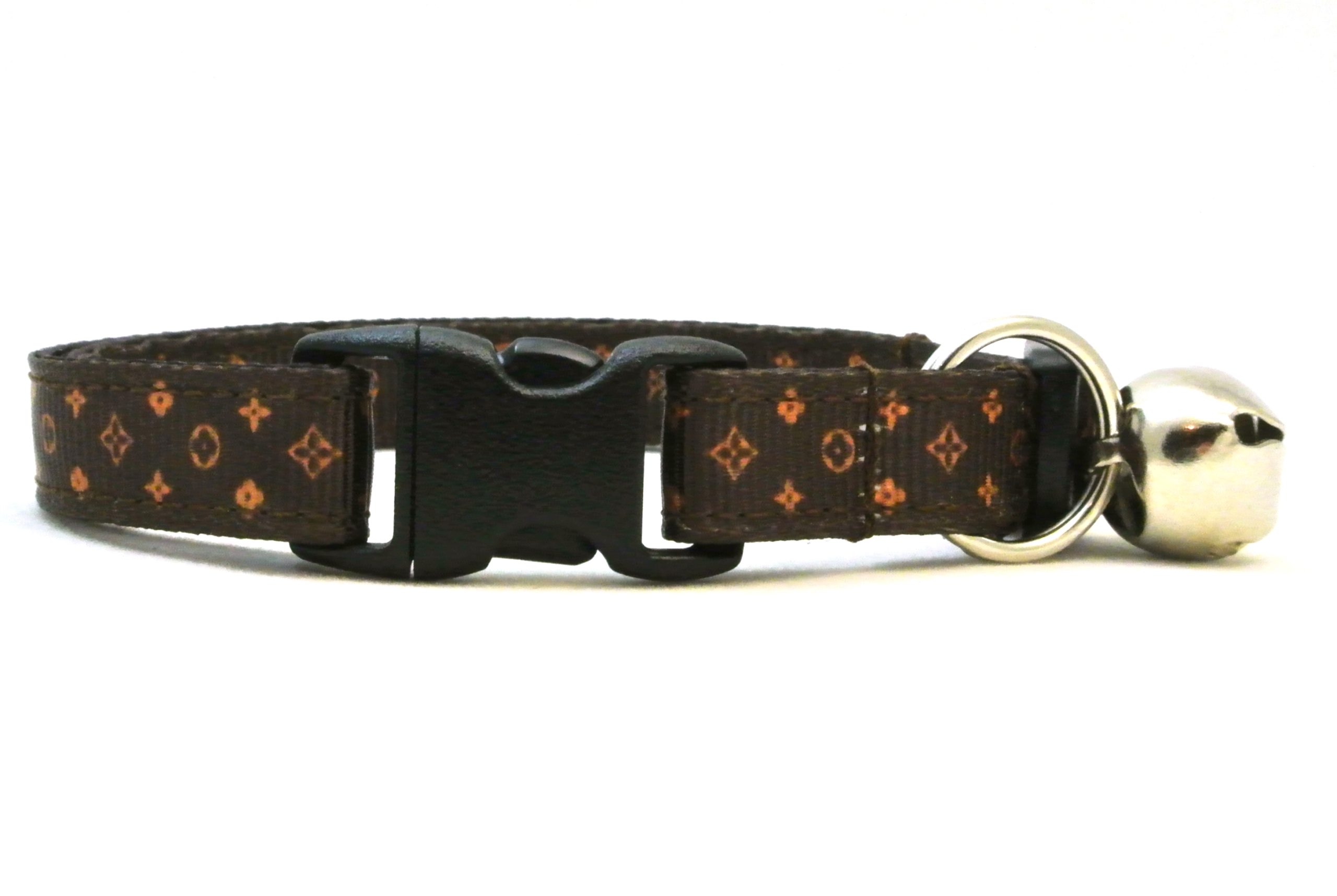 LV~DOG COLLAR  Louis vuitton dog collar, Lv dog collar, Cute
